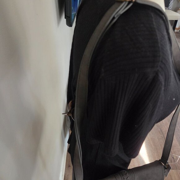 NWT Purse Wet Seal Brand Charcoal Grey - Shoulder Bag Adjustable Crossbody - Picture 4 of 6